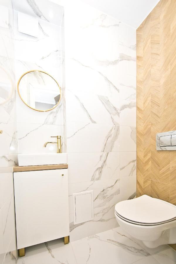 Golden Mountain Apartman Lądek-Zdrój Kültér fotó